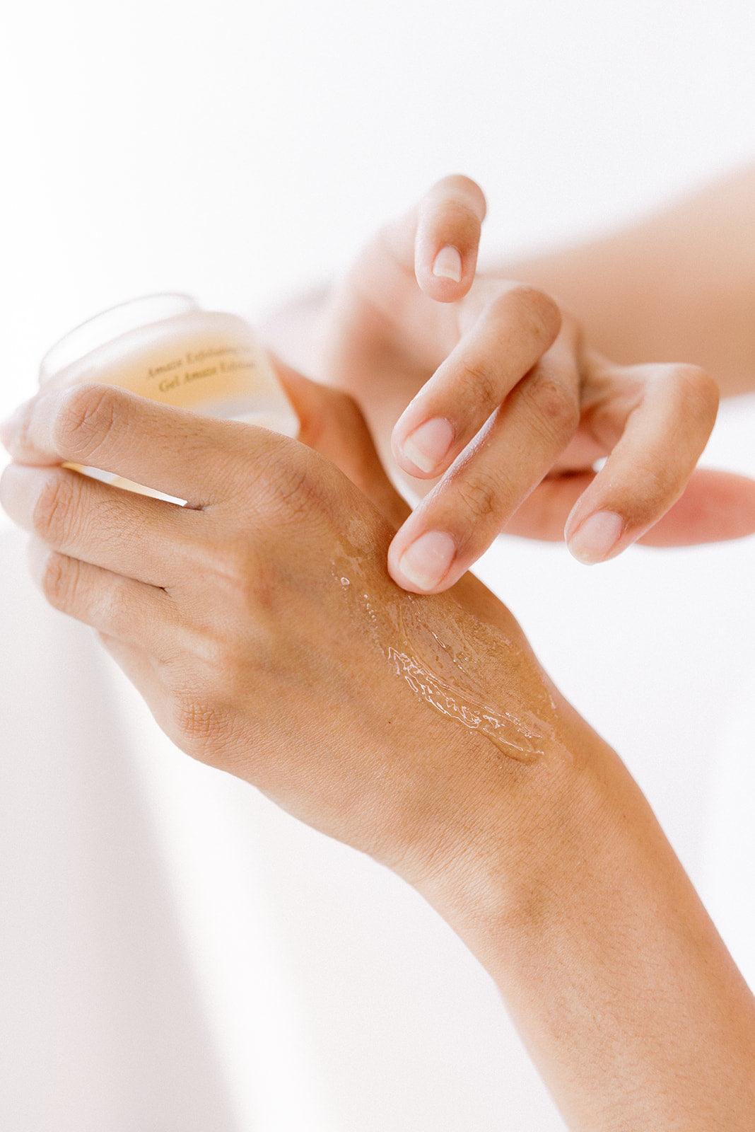 Amaze Exfoliating Gel - Viva Health Skincare